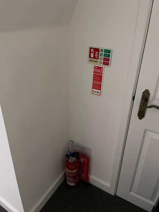 Quirky One Bed Flat, Barbican Area, פלימות' מראה חיצוני תמונה